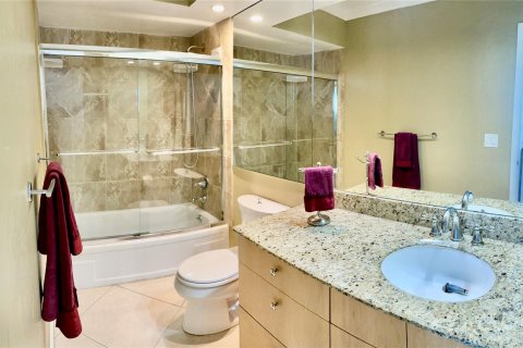 Condo in Fort Lauderdale, Florida, 1 bedroom  № 962340 - photo 12