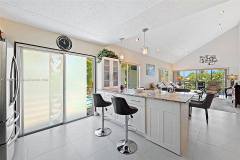 Condo in Tamarac, Florida, 3 bedrooms  № 1187785 - photo 15