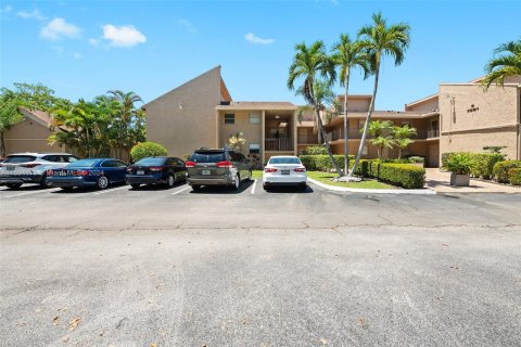 Copropriété à vendre à Tamarac, Floride: 3 chambres, 136.47 m2 № 1187785 - photo 25