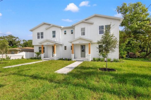 Touwnhouse à vendre à Tampa, Floride: 4 chambres, 228.08 m2 № 1323522 - photo 4