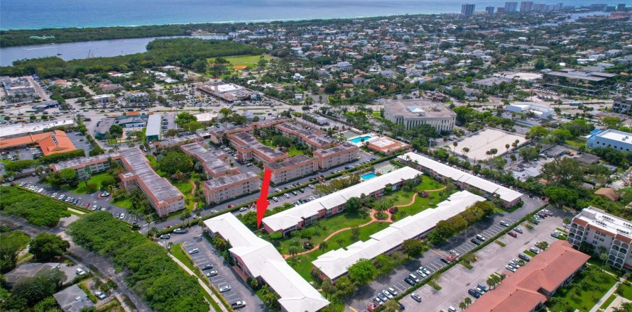 Condominio en Boca Raton, Florida, 1 dormitorio  № 1096561