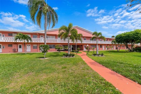 Copropriété à vendre à Boca Raton, Floride: 1 chambre, 67.54 m2 № 1096561 - photo 9