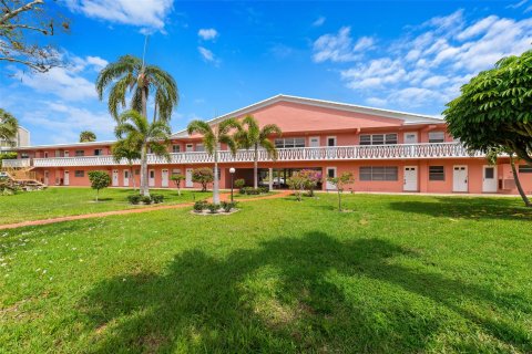 Condo in Boca Raton, Florida, 1 bedroom  № 1096561 - photo 7