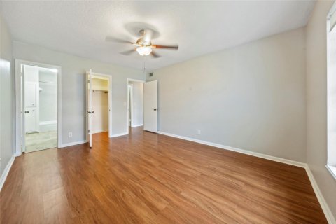 Condo in Fort Lauderdale, Florida, 2 bedrooms  № 1096609 - photo 11