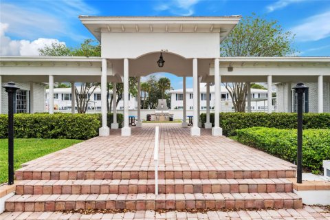 Condo in Fort Lauderdale, Florida, 2 bedrooms  № 1096609 - photo 3