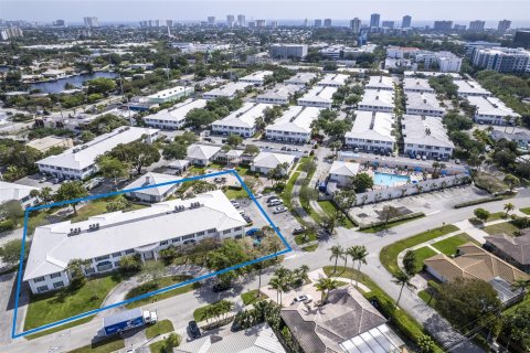 Copropriété à vendre à Fort Lauderdale, Floride: 2 chambres, 102.19 m2 № 1096609 - photo 29