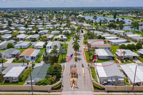 Land in Port Charlotte, Florida № 467386 - photo 3