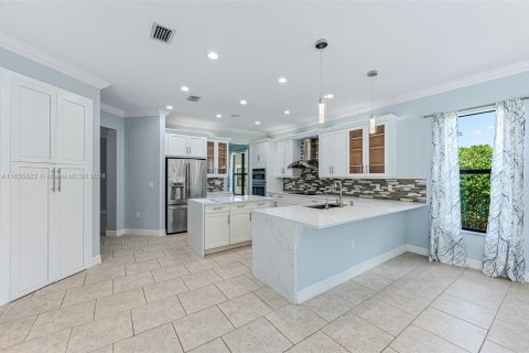 Casa en venta en Naples, Florida, 5 dormitorios, 386.85 m2 № 1305311 - foto 18