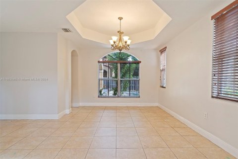 Casa en venta en Miami, Florida, 4 dormitorios, 278.24 m2 № 1418548 - foto 7