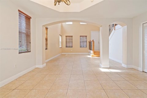 Casa en venta en Miami, Florida, 4 dormitorios, 278.24 m2 № 1418548 - foto 9