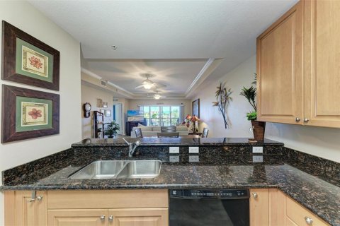 Condo in Punta Gorda, Florida, 2 bedrooms  № 944223 - photo 19