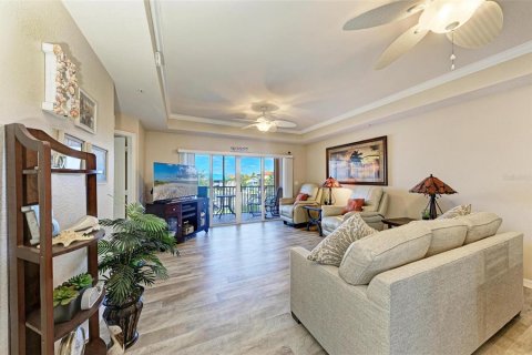 Copropriété à vendre à Punta Gorda, Floride: 2 chambres, 129.41 m2 № 944223 - photo 10