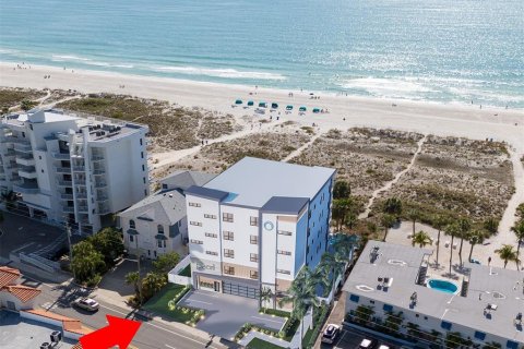 Copropriété à vendre à Treasure Island, Floride: 4 chambres, 372.82 m2 № 1379525 - photo 3