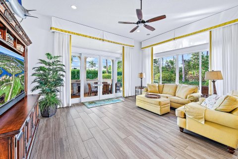Villa ou maison à vendre à Riviera Beach, Floride: 4 chambres, 328.6 m2 № 928016 - photo 24