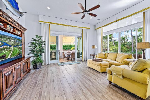 Villa ou maison à vendre à Riviera Beach, Floride: 4 chambres, 328.6 m2 № 928016 - photo 25