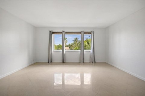 Copropriété à vendre à Deerfield Beach, Floride: 2 chambres, 132.57 m2 № 1179876 - photo 4