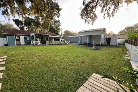House in Brandon, Florida 3 bedrooms, 119.75 sq.m. № 916780 - photo 6
