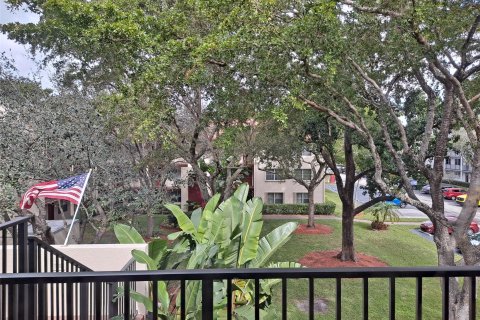 Condominio en venta en Pembroke Pines, Florida, 1 dormitorio, 75.34 m2 № 966128 - foto 18