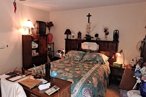 Condo in Pembroke Pines, Florida, 1 bedroom  № 966128 - photo 9