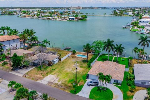 Terreno en venta en Redington Beach, Florida № 1247836 - foto 3