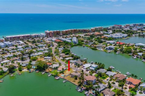 Terreno en venta en Redington Beach, Florida № 1247836 - foto 2