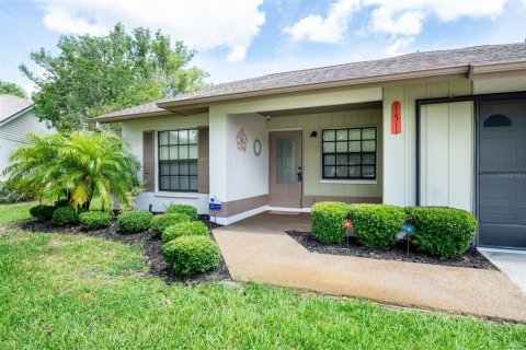 Villa ou maison à vendre à New Port Richey, Floride: 2 chambres, 125.05 m2 № 1247759 - photo 2