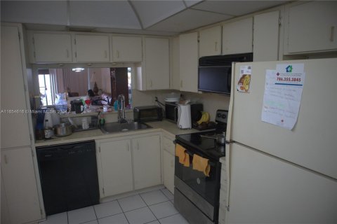 Condominio en venta en Pembroke Pines, Florida, 1 dormitorio, 79.15 m2 № 1353901 - foto 4