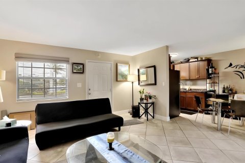 Copropriété à vendre à Wilton Manors, Floride: 1 chambre, 61.78 m2 № 1132659 - photo 11