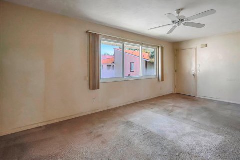 Condo in Punta Gorda, Florida, 2 bedrooms  № 1336710 - photo 5