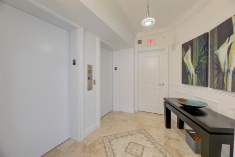 Copropriété à vendre à Hollywood, Floride: 2 chambres, 161 m2 № 1002853 - photo 24