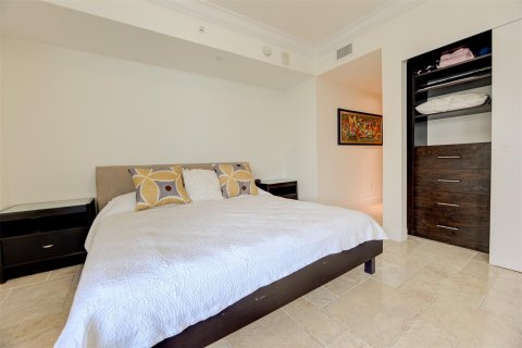 Condo in Hollywood, Florida, 2 bedrooms  № 1002853 - photo 27