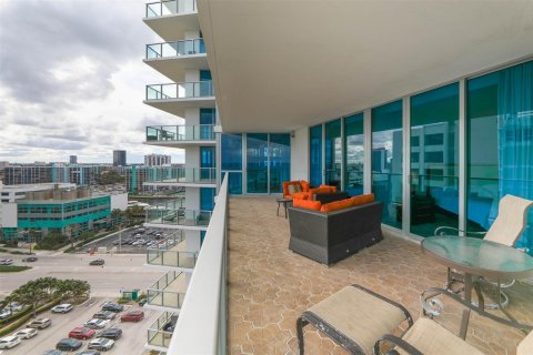 Copropriété à vendre à Hollywood, Floride: 2 chambres, 161 m2 № 1002853 - photo 20