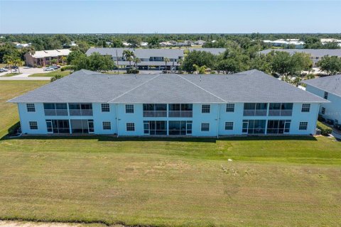 Copropriété à vendre à Punta Gorda, Floride: 2 chambres, 116.13 m2 № 1164378 - photo 28