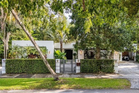 Casa en venta en Miami, Florida, 5 dormitorios, 313.92 m2 № 1409133 - foto 4