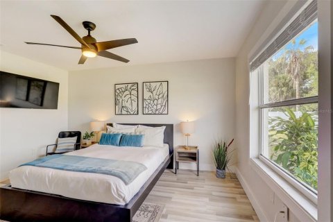 Dúplex en venta en Osprey, Florida, 4 dormitorios, 175.31 m2 № 890589 - foto 5