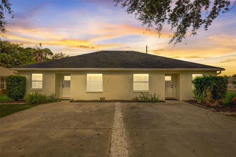 Duplex à vendre à Osprey, Floride: 4 chambres, 175.31 m2 № 890589 - photo 1