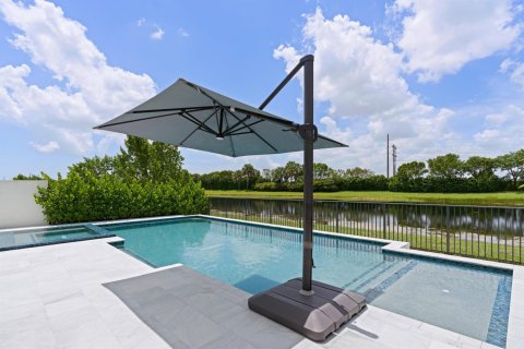 Villa ou maison à vendre à Boynton Beach, Floride: 4 chambres, 302.12 m2 № 860896 - photo 15