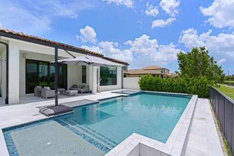 Villa ou maison à vendre à Boynton Beach, Floride: 4 chambres, 302.12 m2 № 860896 - photo 14
