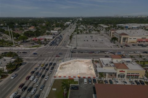 Propiedad comercial en venta en Hollywood, Florida № 1316295 - foto 3