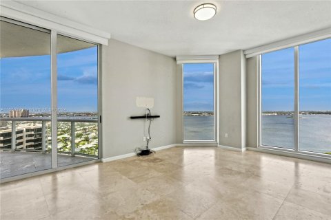 Condo in Riviera Beach, Florida, 3 bedrooms  № 1355422 - photo 18