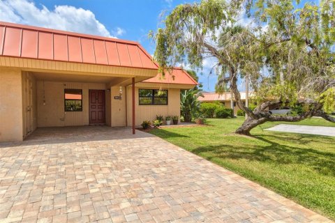 Villa ou maison à vendre à Bradenton, Floride: 2 chambres, 104.05 m2 № 1349859 - photo 3