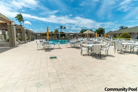 Copropriété à vendre à Coconut Creek, Floride: 2 chambres, 93.09 m2 № 1188294 - photo 14