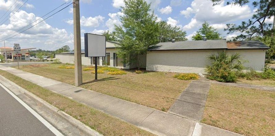 Immobilier commercial à Gainesville, Floride 297.66 m2 № 230906