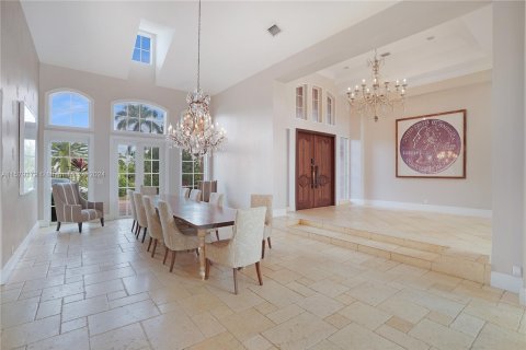 House in LANDMARK in Southwest Ranches, Florida 6 bedrooms, 913.04 sq.m. № 1155167 - photo 13