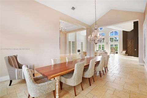 House in LANDMARK in Southwest Ranches, Florida 6 bedrooms, 913.04 sq.m. № 1155167 - photo 7