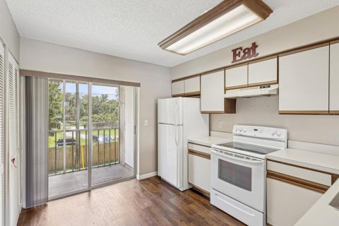 Copropriété à vendre à New Port Richey, Floride: 2 chambres, 77.57 m2 № 1324951 - photo 7