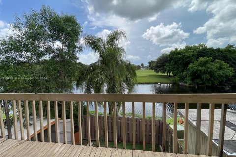 Adosado en venta en Davie, Florida, 2 dormitorios, 114.27 m2 № 1321686 - foto 17