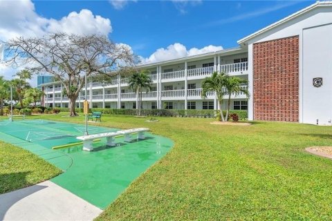 Condo in Fort Lauderdale, Florida, 2 bedrooms  № 1016227 - photo 7