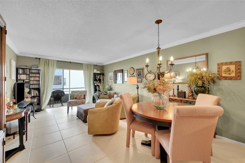 Condominio en venta en Sunrise, Florida, 1 dormitorio, 70.05 m2 № 1098839 - foto 14