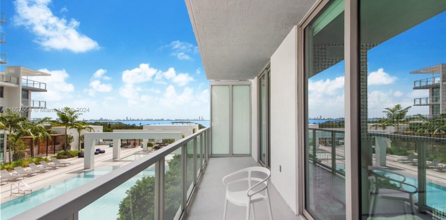 Condo in Miami, Florida, 1 bedroom  № 1358819